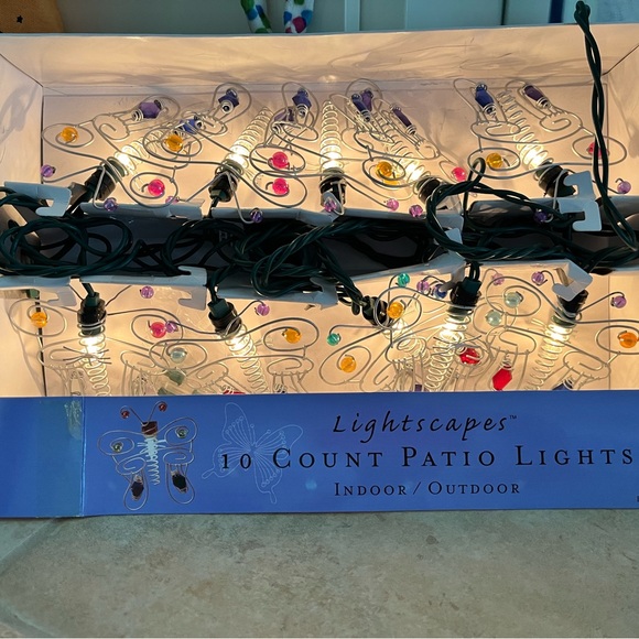 Lightscapes 10 count butterfly patio lights - Picture 3 of 3